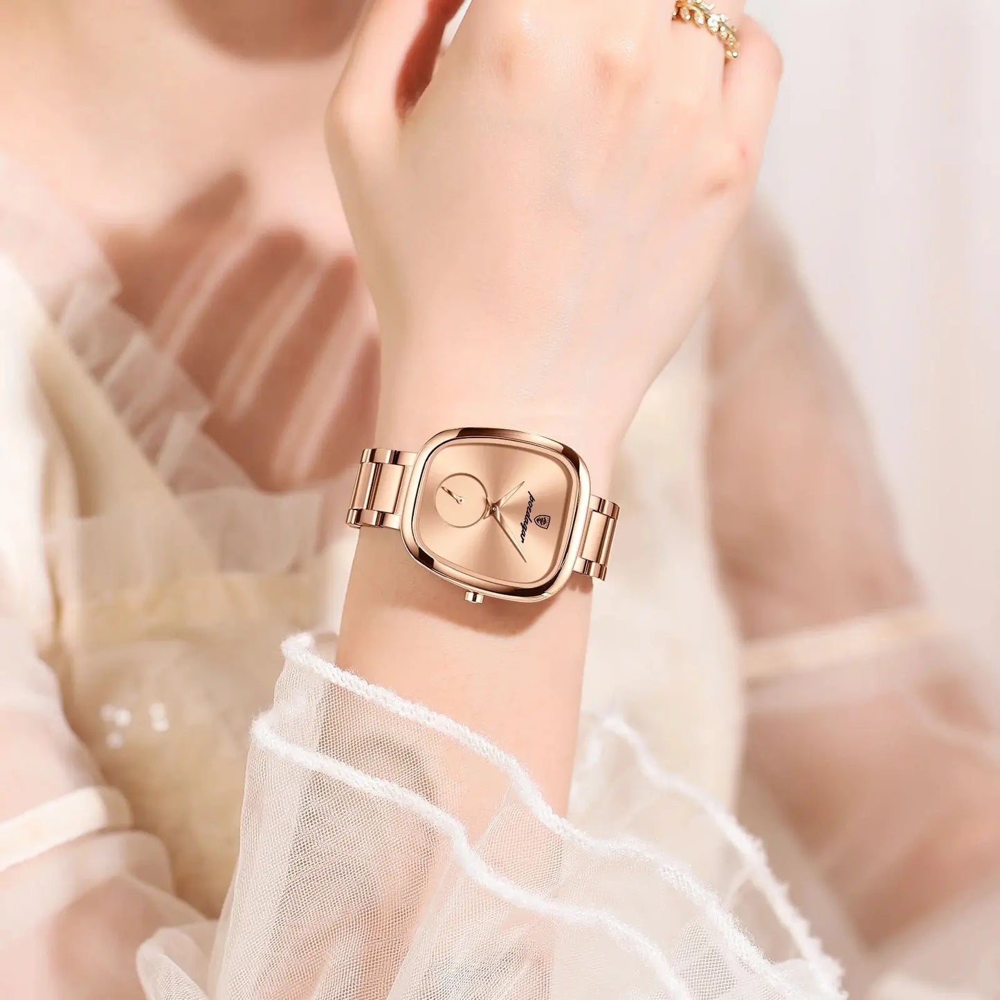Luxury Watch for Woman Waterproof Stainless Steel Quartz Ladies Watch